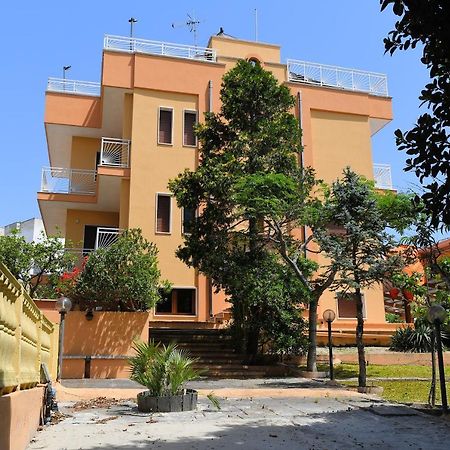 B&B Il Canto Del Mare 普尔萨诺 外观 照片